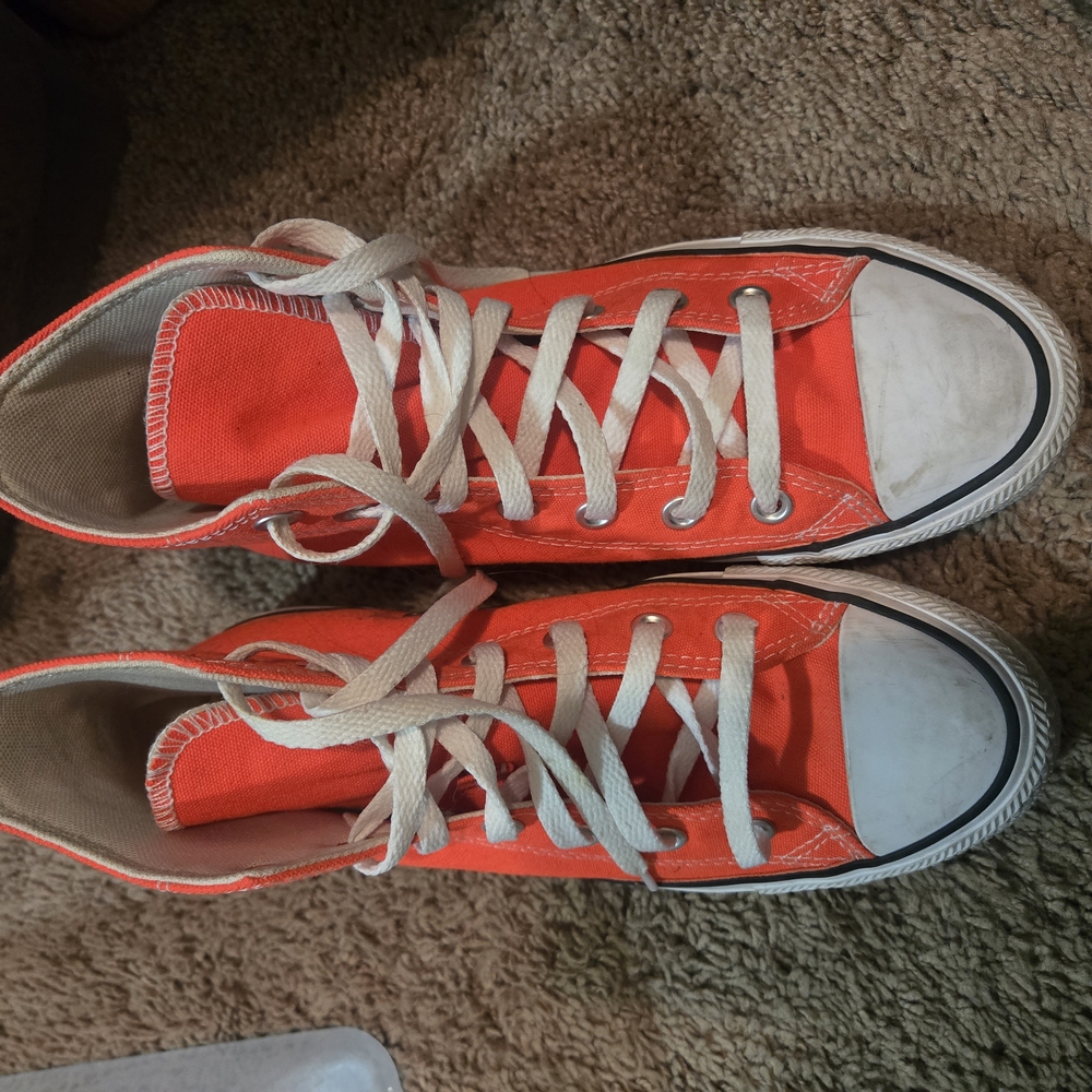 Neon Pink Chucks 🩷